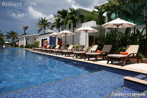 La Flora Resort Patong 66